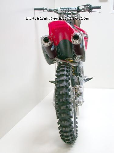 echappement moto ENDURO HONDA 250 CR-F 2006 LEOVINCE echappement moto HONDA 250 CR-F 2006 LEOVINCE